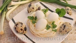 Перепелиные яйца с макаронами